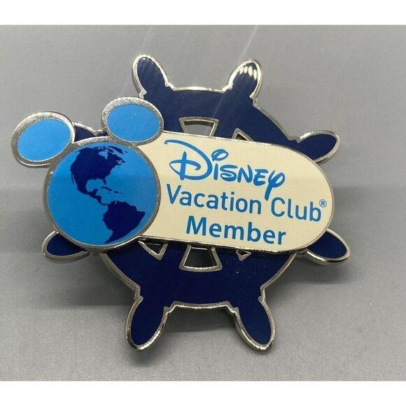 Disney Jewelry - Walt Disney‎ Vacation Club Member Cruise Line Clip On Collectible Lanyard Pin